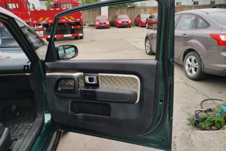 Used Baojun KiWi EV 2021 Designer Ternary Lithium Interior 6