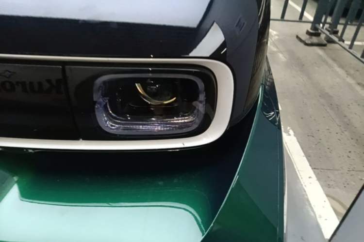 Used Baojun KiWi EV 2021 Customized Stylish Gold Edition Lithium Iron Phosphate Left Front Headlight