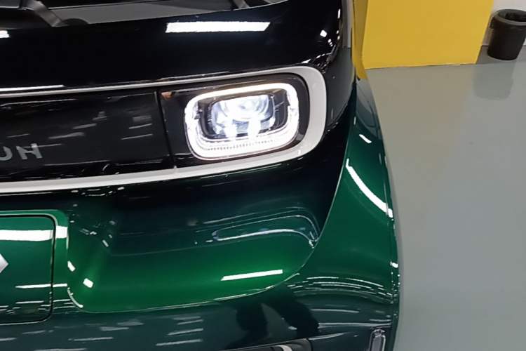 Used Baojun KiWi EV 2021 Artist Model Ternary Lithium Left Front Headlight