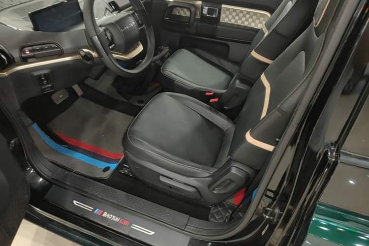 Used Baojun KiWi EV 2021 Artist Model Lithium Iron Phosphate Left Front Seat