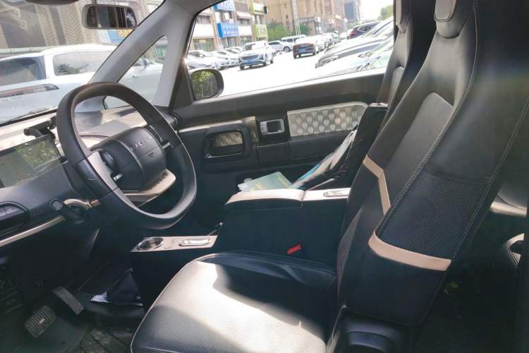 Used Baojun KiWi EV 2021 Artist Model Ternary Lithium Left Front Seat
