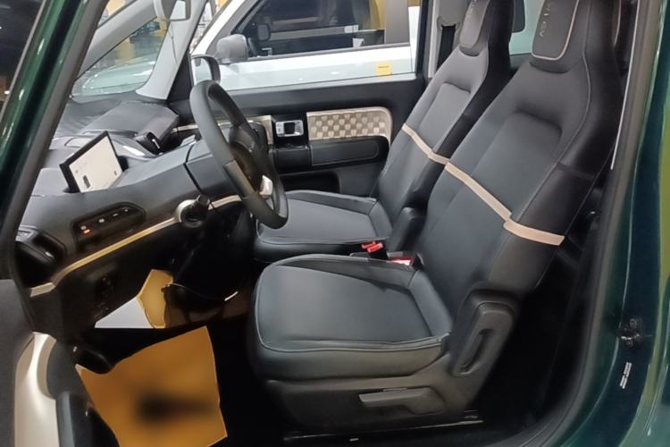 Used Baojun KiWi EV 2021 Artist Model Ternary Lithium Left Front Seat