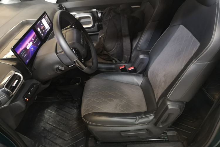 Used Baojun KiWi EV 2021 Artist Model Ternary Lithium Left Front Seat