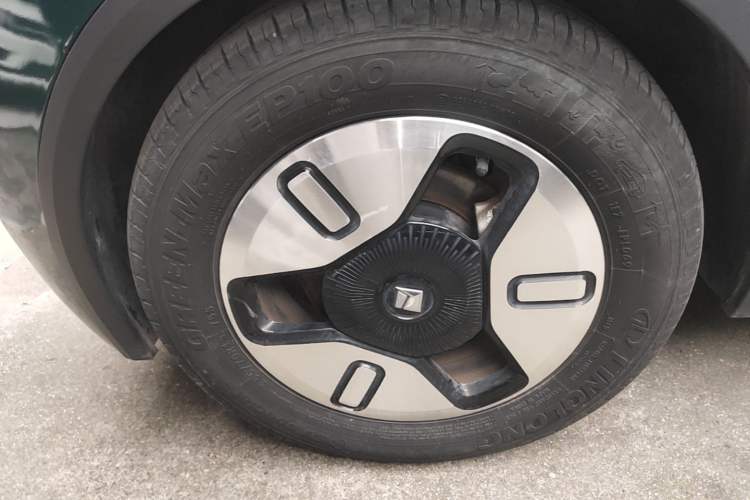 Used Baojun KiWi EV 2021 Designer Lithium Iron Phosphate Left Front Wheel Hub