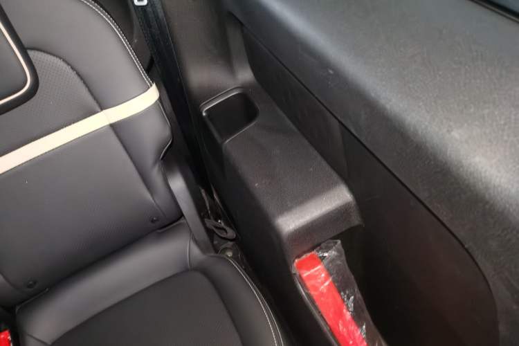 Used Baojun KiWi EV 2021 Artist Model Lithium Iron Phosphate Left Rear Door Interior