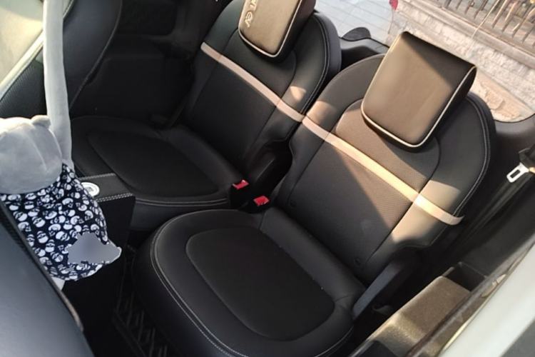 Used Baojun KiWi EV 2021 Artist Model Lithium Iron Phosphate Left Rear Seat