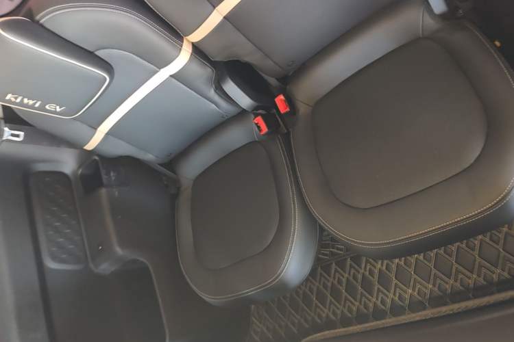 Used Baojun KiWi EV 2021 Artist Model Lithium Iron Phosphate Left Rear Seat