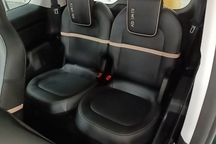 Used Baojun KiWi EV 2021 Artist Model Ternary Lithium Left Rear Seat