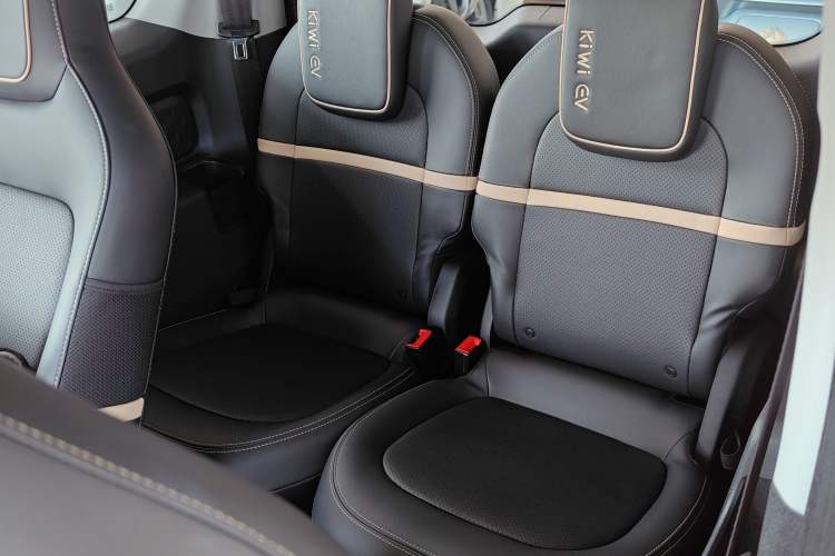 Used Baojun KiWi EV 2021 Artist Model Lithium Iron Phosphate Left Rear Seat