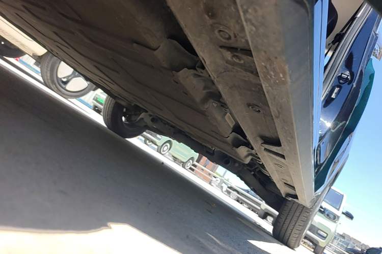 Used Baojun KiWi EV 2021 Artist Model Ternary Lithium Left Side Sill