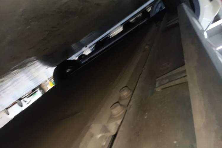 Used Baojun KiWi EV 2021 Customized Stylish Gold Edition Lithium Iron Phosphate Left Side Sill