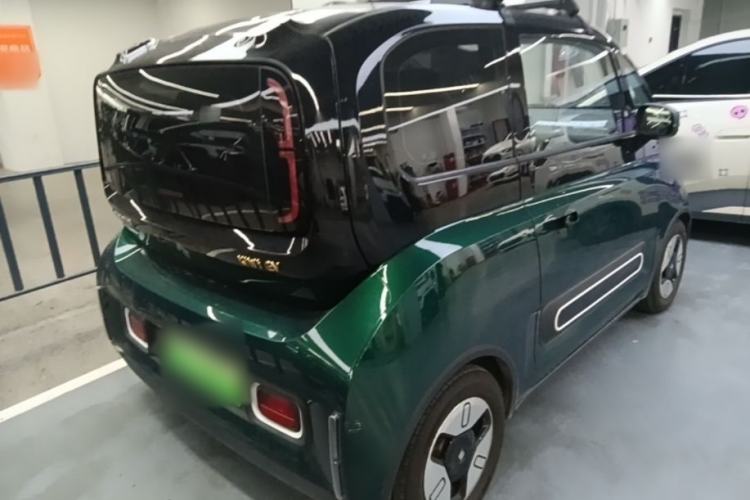 Used Baojun KiWi EV 2021 Customized Stylish Gold Edition Lithium Iron Phosphate Rear Right 45 Deg