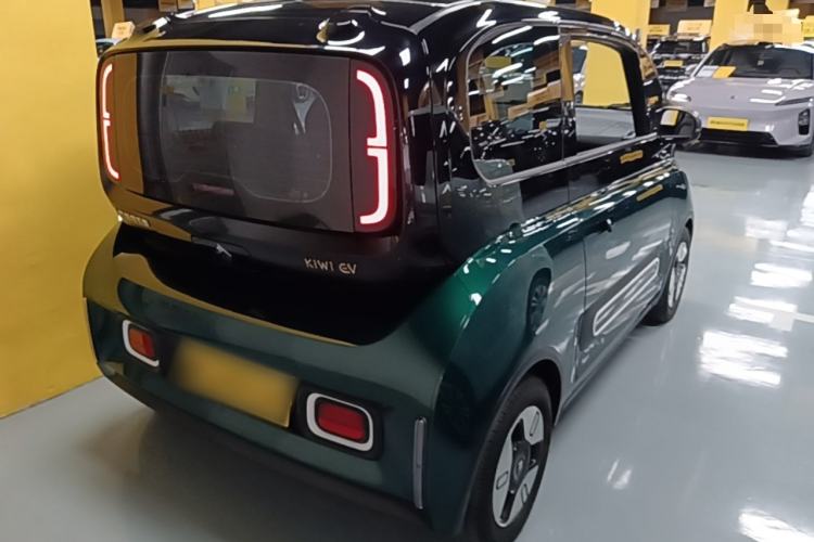 Used Baojun KiWi EV 2021 Artist Model Ternary Lithium Rear Right 45 Deg