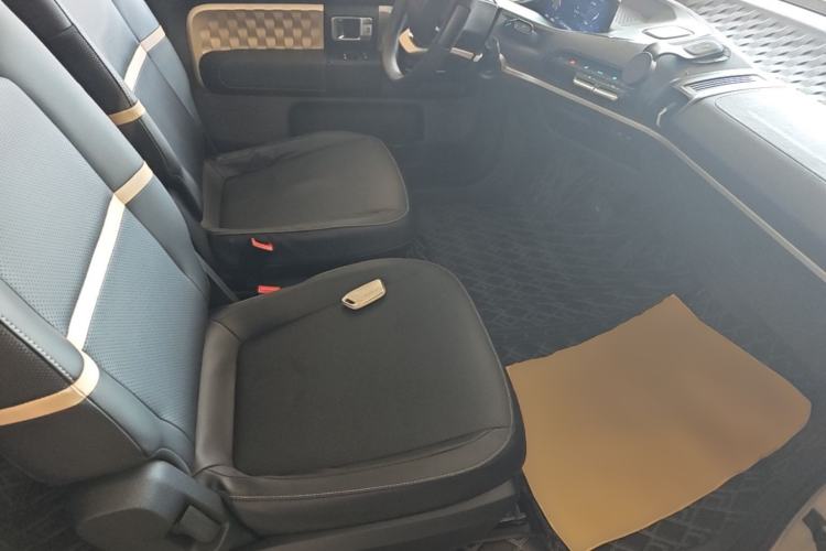 Used Baojun KiWi EV 2021 Artist Model Lithium Iron Phosphate Right Front Seat