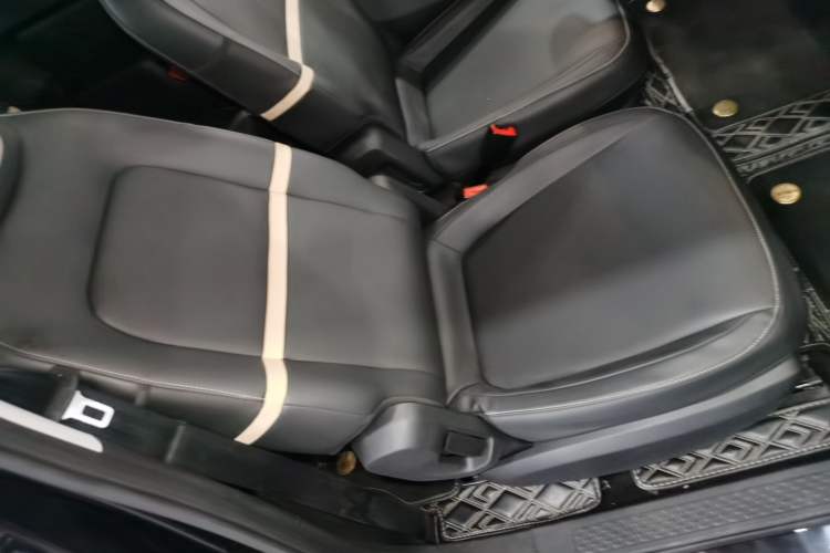 Used Baojun KiWi EV 2021 Artist Model Lithium Iron Phosphate Right Front Seat