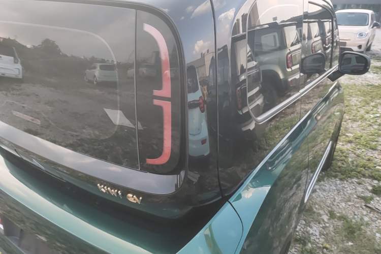 Used Baojun KiWi EV 2021 Designer Lithium Iron Phosphate Right Rear Taillight