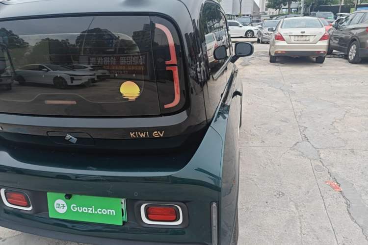 Used Baojun KiWi EV 2021 Artist Model Lithium Iron Phosphate Right Rear Taillight