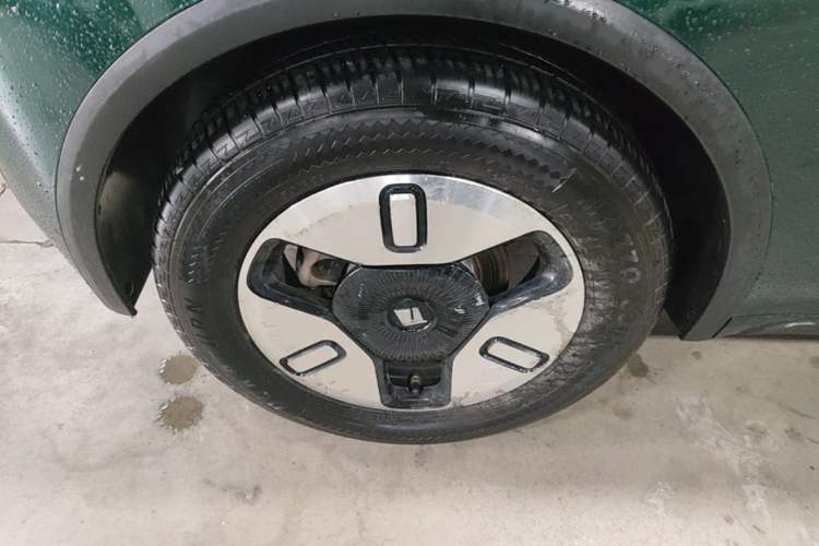 Used Baojun KiWi EV 2021 Artist Model Lithium Iron Phosphate Right Rear Wheel Hub