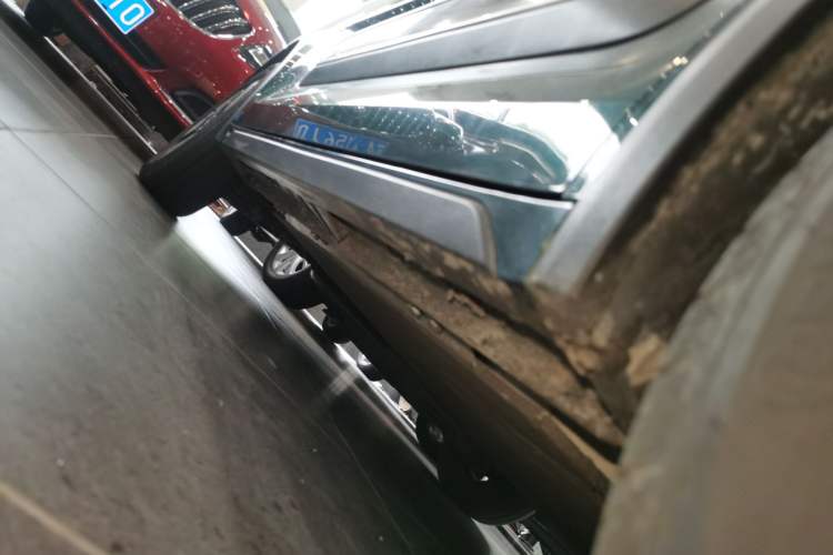 Used Baojun KiWi EV 2021 Artist Model Lithium Iron Phosphate Right Side Sill