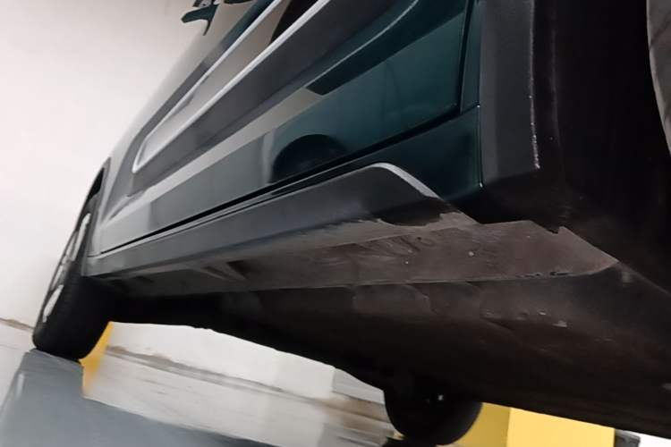 Used Baojun KiWi EV 2021 Artist Model Ternary Lithium Right Side Sill