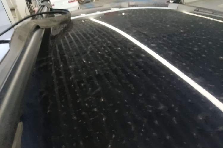 Used Baojun KiWi EV 2021 Customized Stylish Gold Edition Lithium Iron Phosphate Roof