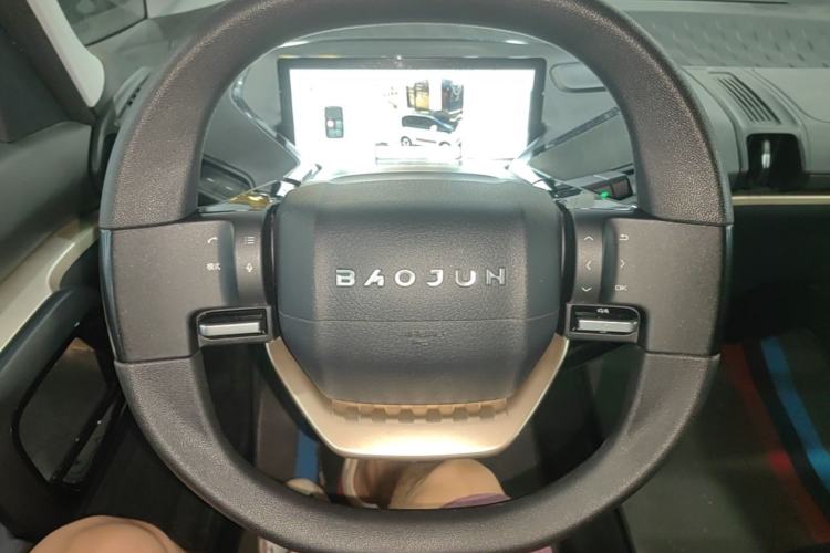 Used Baojun KiWi EV 2021 Artist Model Lithium Iron Phosphate Steering Wheel
