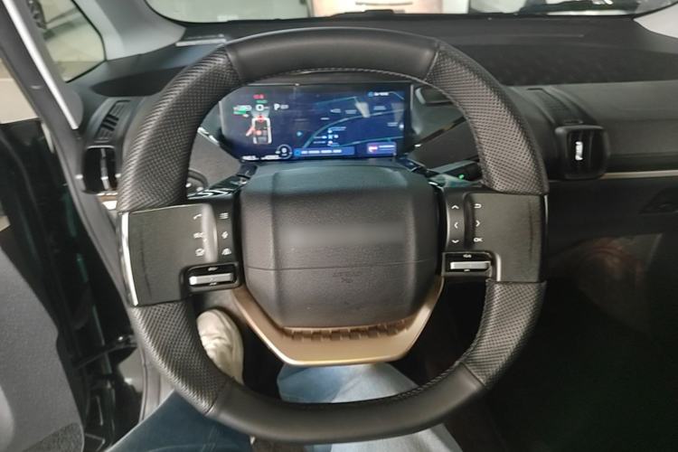 Used Baojun KiWi EV 2021 Artist Model Lithium Iron Phosphate Steering Wheel