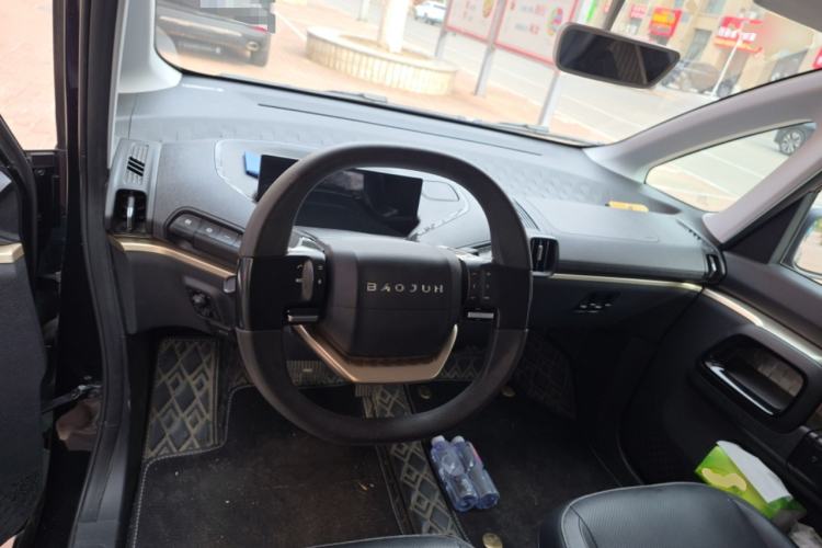 Used Baojun KiWi EV 2021 Artist Model Ternary Lithium Steering Wheel