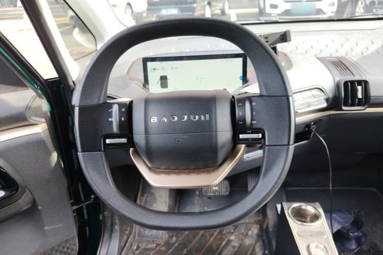 Used Baojun KiWi EV 2021 Artist Model Ternary Lithium Steering Wheel