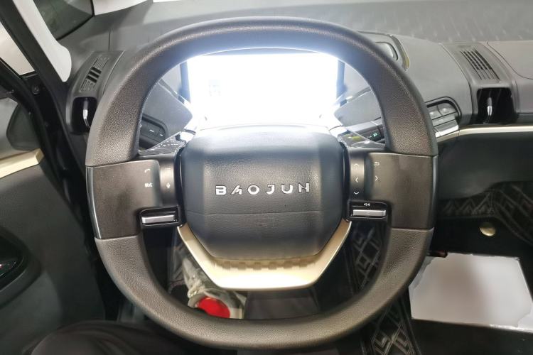 Used Baojun KiWi EV 2021 Artist Model Lithium Iron Phosphate Steering Wheel