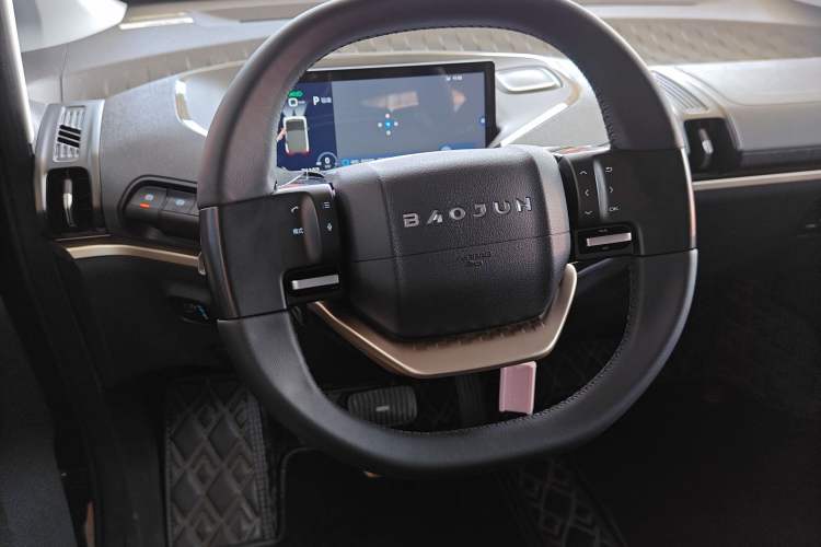 Used Baojun KiWi EV 2021 Artist Model Lithium Iron Phosphate Steering Wheel