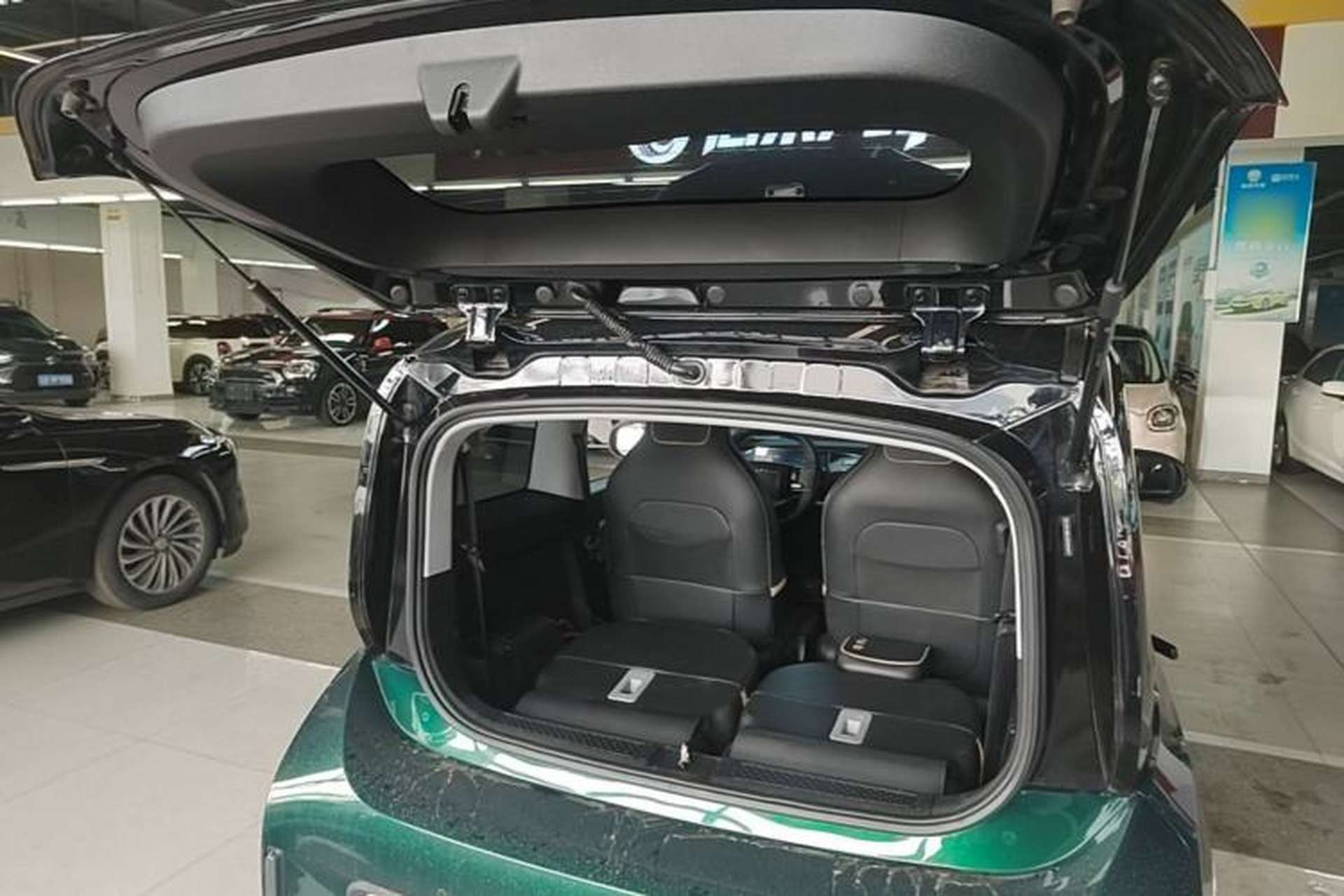 Used Baojun KiWi EV 2021 Artist Model Lithium Iron Phosphate Trunk