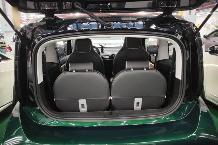 Used Baojun KiWi EV 2021 Designer Lithium Iron Phosphate Trunk
