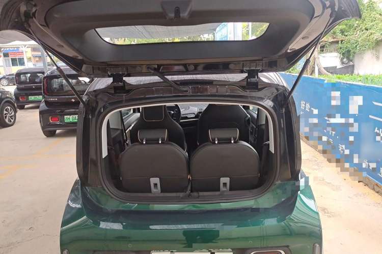 Used Baojun KiWi EV 2021 Designer Ternary Lithium Trunk