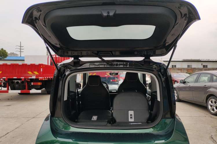 Used Baojun KiWi EV 2021 Designer Ternary Lithium Trunk