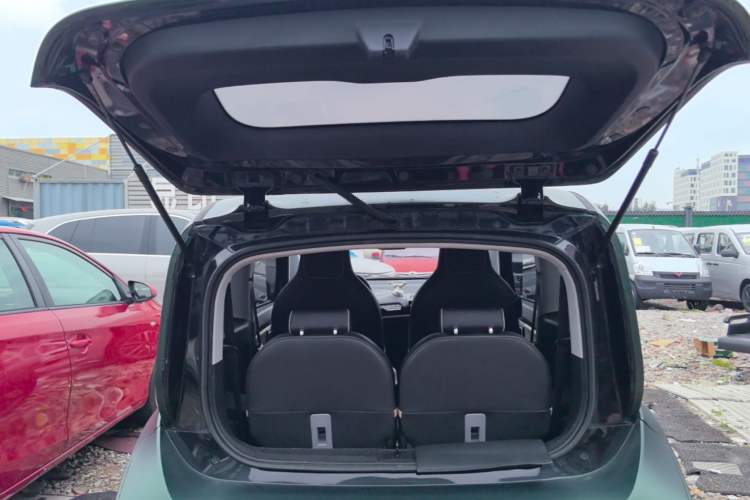 Used Baojun KiWi EV 2021 Designer Lithium Iron Phosphate Trunk