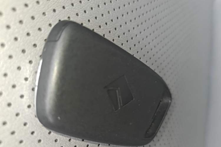 Used Baojun KiWi EV 2021 Artist Model Lithium Iron Phosphate Vehicle Key