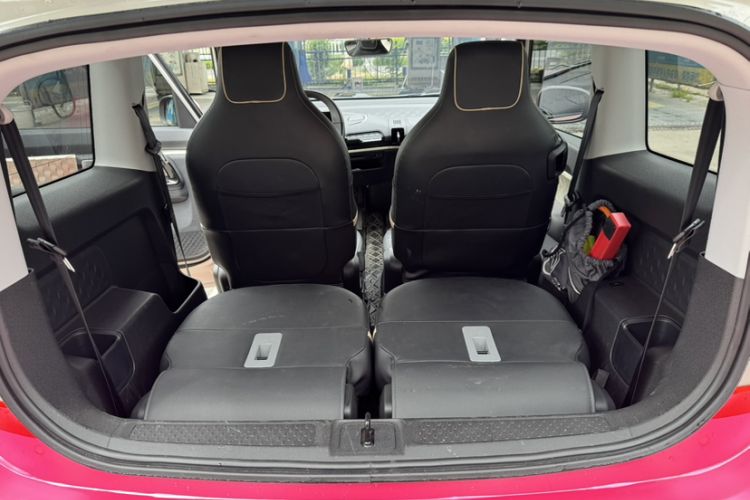 Used Baojun KiWi EV 2021 Designer Lithium Iron Phosphate Interior 5