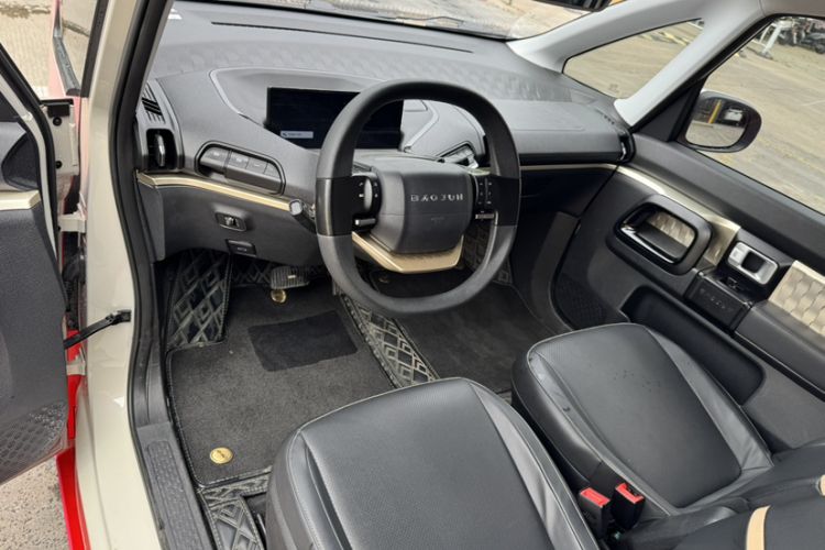 Used Baojun KiWi EV 2021 Designer Lithium Iron Phosphate Interior 7