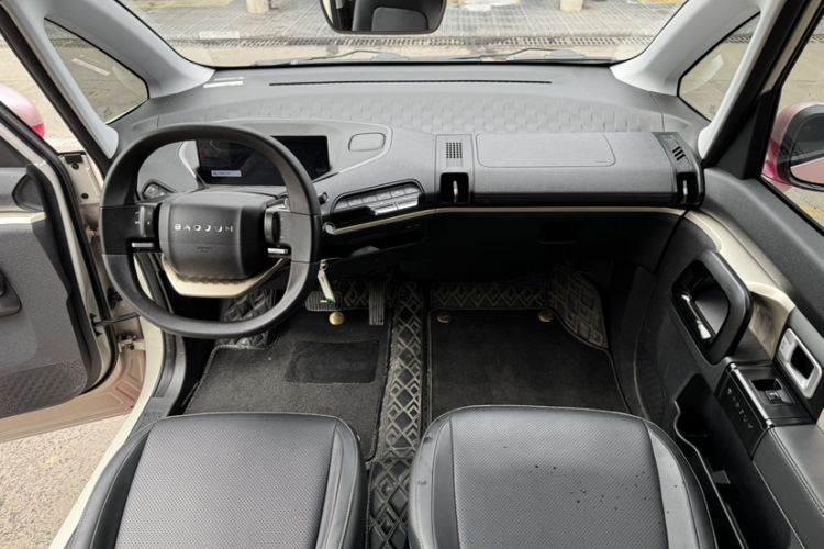 Used Baojun KiWi EV 2021 Designer Lithium Iron Phosphate Interior 8