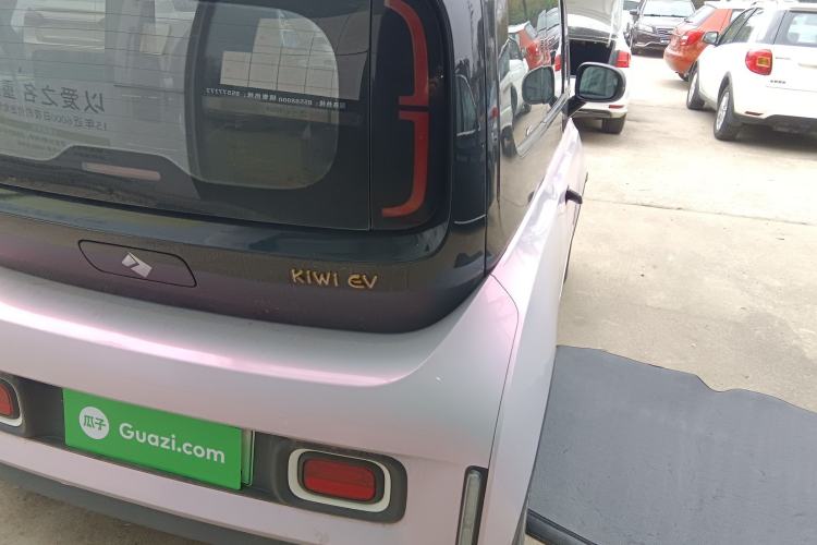 Used Baojun KiWi EV 2021 Artist Model Ternary Lithium Right Rear Taillight