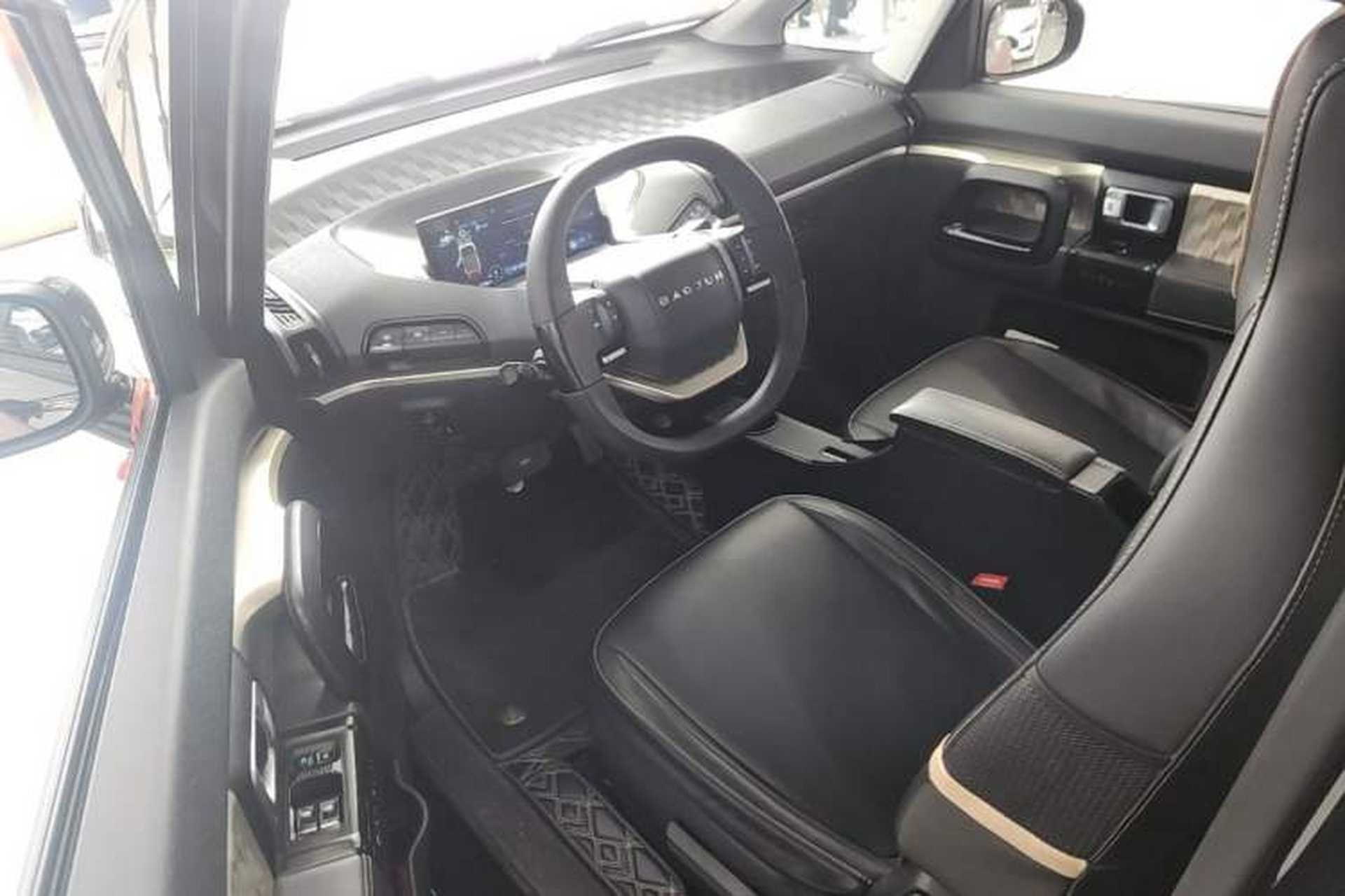 Used Baojun KiWi EV 2021 Artist Model Lithium Iron Phosphate Driver Seat
