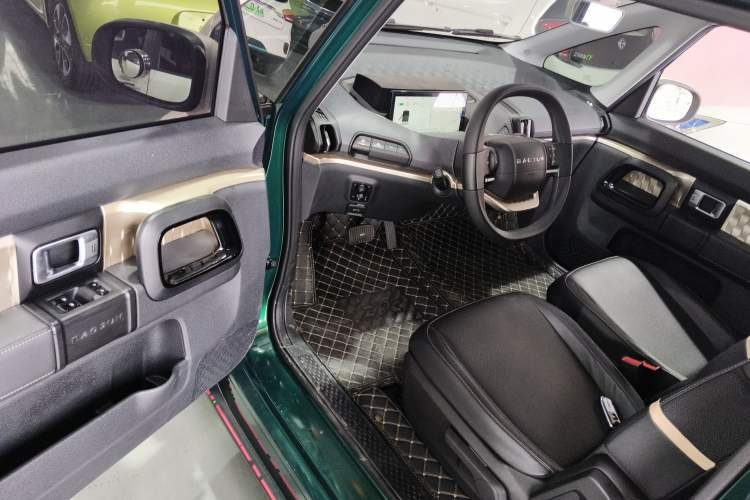 Used Baojun KiWi EV 2021 Artist Model Lithium Iron Phosphate Driver Seat