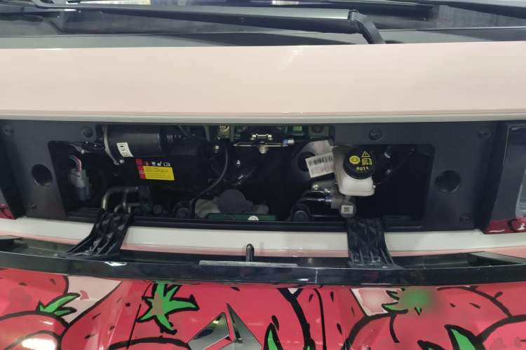Used Baojun KiWi EV 2021 Artist Model Lithium Iron Phosphate Engine Bay