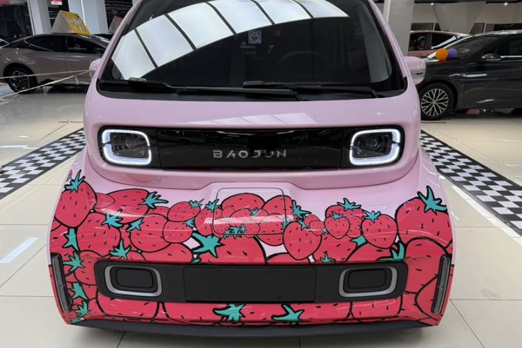 Used Baojun KiWi EV 2021 Artist Model Ternary Lithium Exterior 1