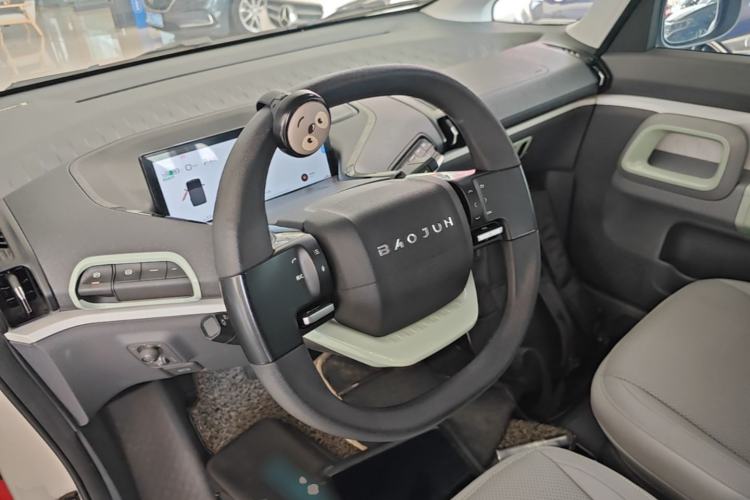 Used Baojun KiWi EV 2021 Artist Model Lithium Iron Phosphate Steering Wheel