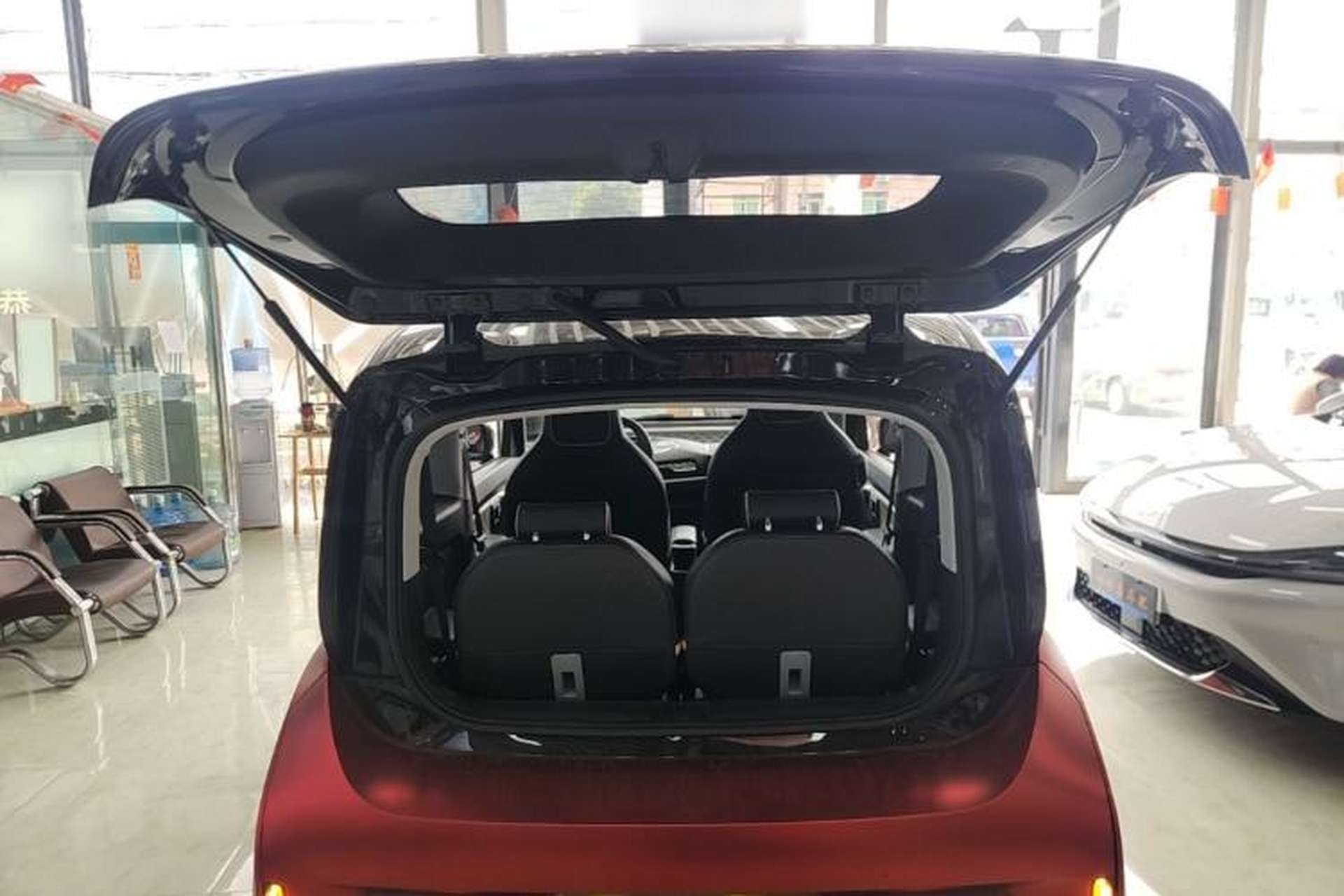 Used Baojun KiWi EV 2021 Artist Model Lithium Iron Phosphate Trunk
