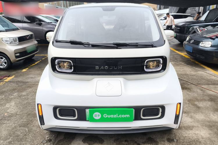 Used Baojun KiWi EV 2021 Artist Model Lithium Iron Phosphate Front