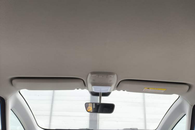 Used Baojun KiWi EV 2021 Artist Model Lithium Iron Phosphate Headliner