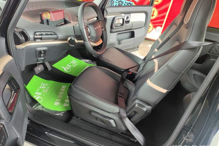 Used Baojun KiWi EV 2021 Artist Model Lithium Iron Phosphate Left Front Seat